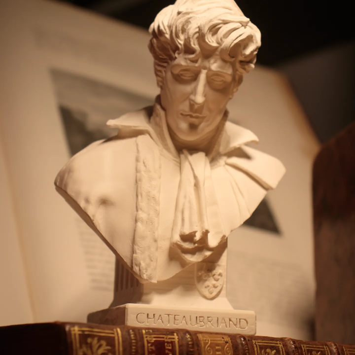 Petit buste René-François de Chateaubriand – XIXᵉ siècle