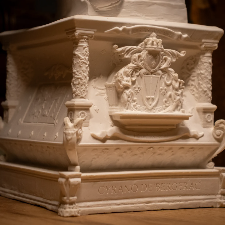 Lot Grands Littéraires – Cyrano & Chateaubriand – XIXᵉ siècle