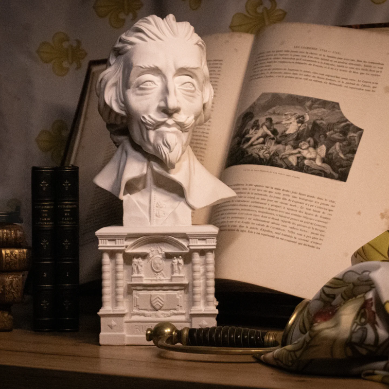Grand buste en plâtre du Cardinal Richelieu